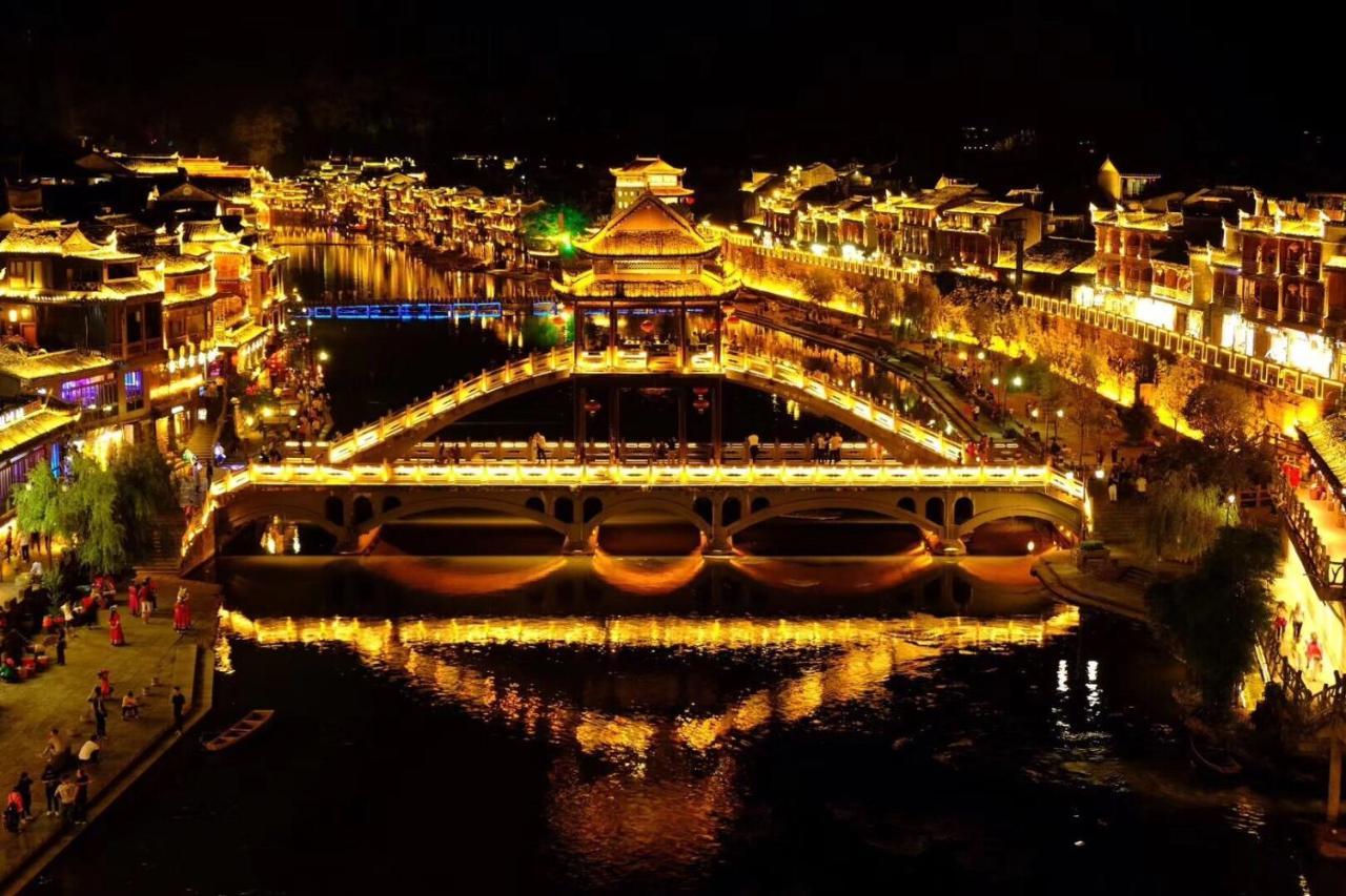 Wang Jiang Reclusive Boutique Inn Fenghuang Extérieur photo